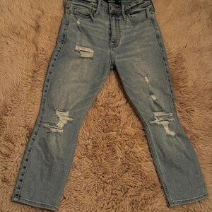 Women's Distressed Straight leg Jeans